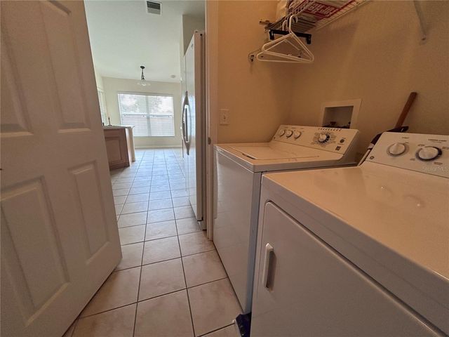 891 BEAVER RUN, Tavares, FL 32778