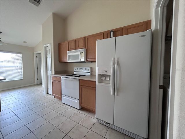 891 BEAVER RUN, Tavares, FL 32778