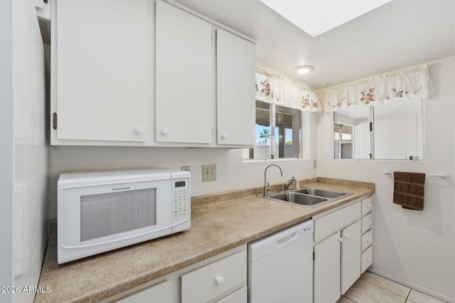 18655 N PALOMAR Drive, Sun City West, AZ 85375