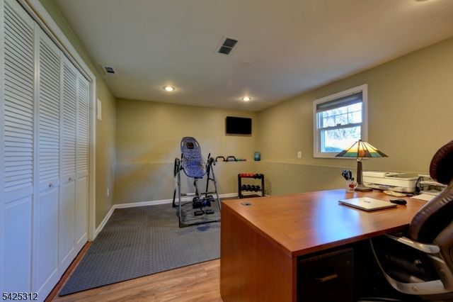 5 Butler Pl, Butler Boro, NJ 07405