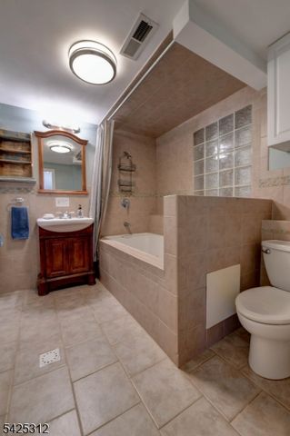 5 Butler Pl, Butler Boro, NJ 07405