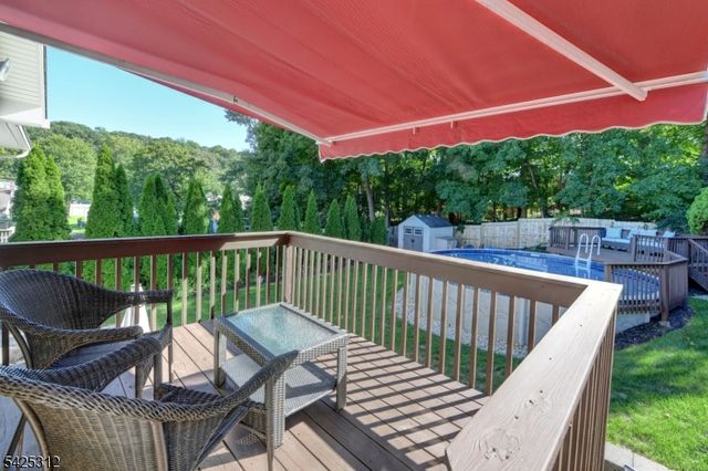 5 Butler Pl, Butler Boro, NJ 07405