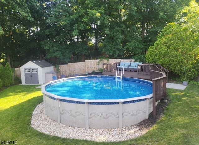 5 Butler Pl, Butler Boro, NJ 07405