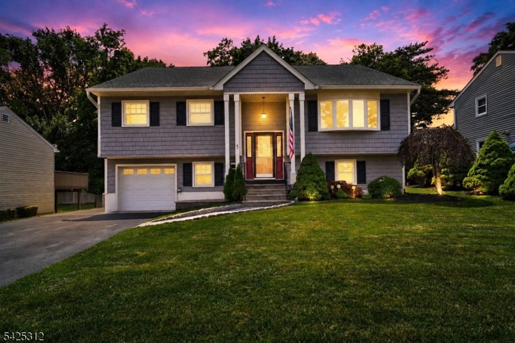 5 Butler Pl, Butler Boro, NJ 07405