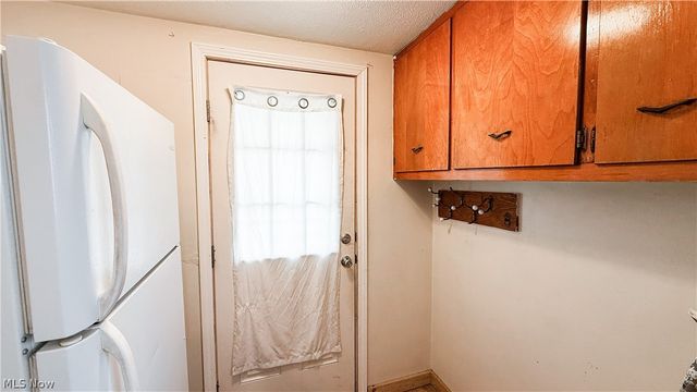 987 Boone Street, Akron, OH 44306