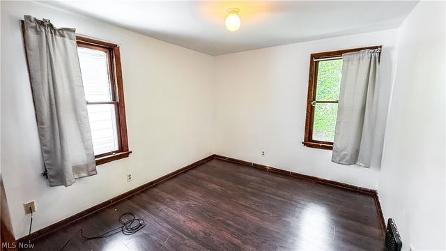 987 Boone Street, Akron, OH 44306