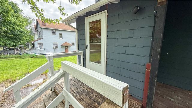 987 Boone Street, Akron, OH 44306