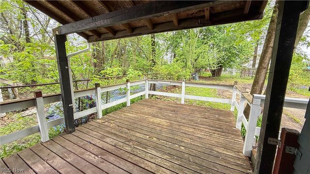 987 Boone Street, Akron, OH 44306