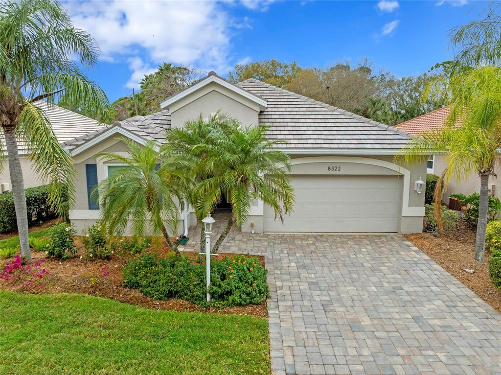 8322 WHISPERING WOODS COURT, Bradenton, FL 34202
