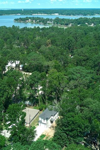 140 Oak Circle, Livingston, TX 77351