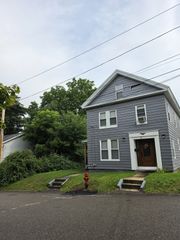 74 Central St, Athol, MA 01331