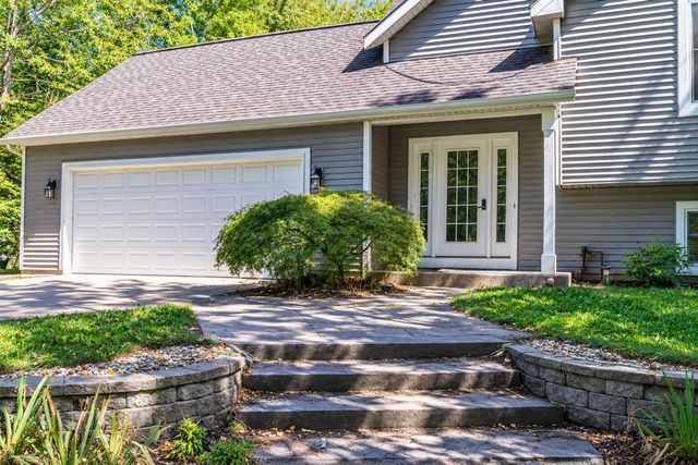 5480 Hidden Acres Court, Holland, MI 49424