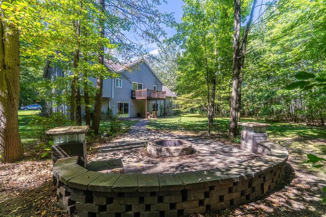5480 Hidden Acres Court, Holland, MI 49424