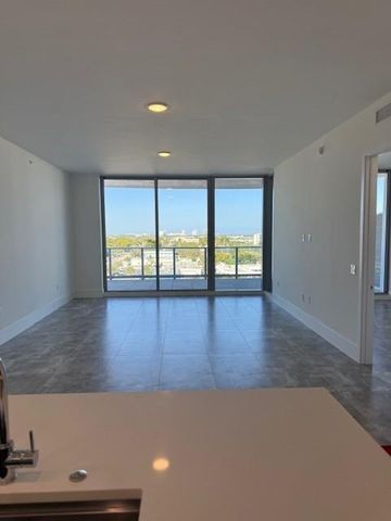 220 Lake Shore Drive 717, West Palm Beach, FL 33403