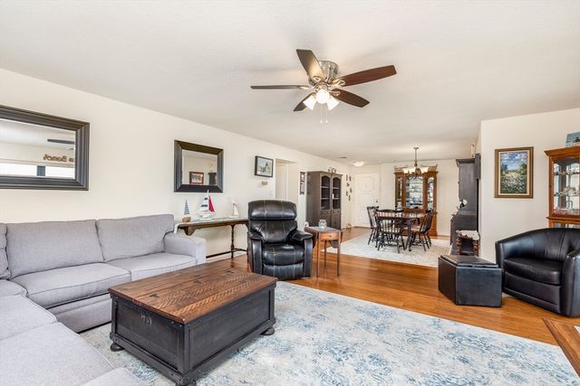 295 Lynn Shore Dr 702, Lynn, MA 01902