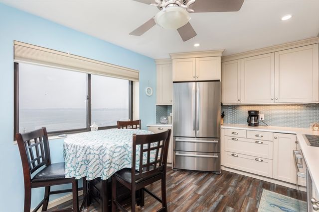 295 Lynn Shore Dr 702, Lynn, MA 01902