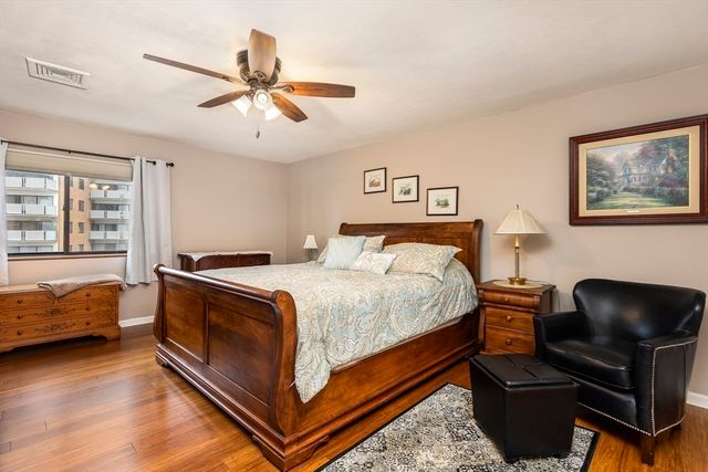 295 Lynn Shore Dr 702, Lynn, MA 01902