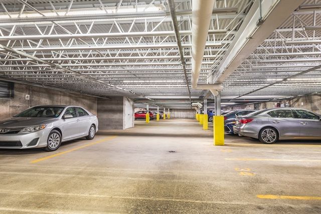 295 Lynn Shore Dr 702, Lynn, MA 01902