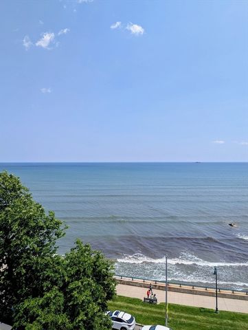 295 Lynn Shore Dr 702, Lynn, MA 01902