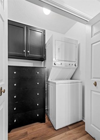 5A & 5B Jonquilla Way, Bentonville, AR 72712