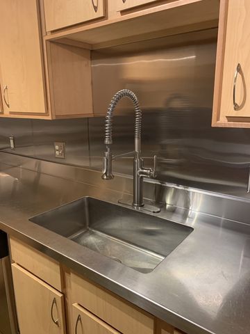 1803 Broadway Apt 427, Nashville, TN 37203