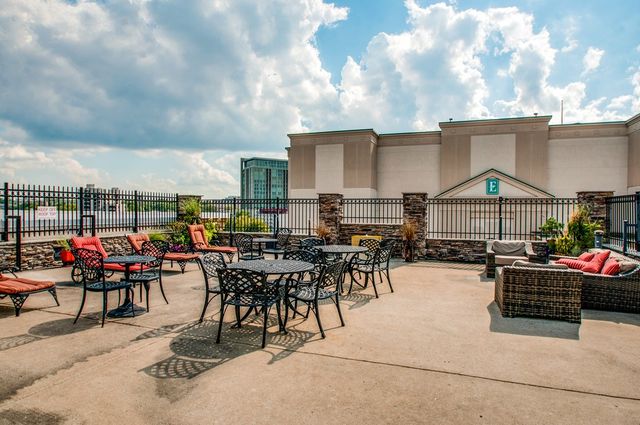 1803 Broadway Apt 427, Nashville, TN 37203