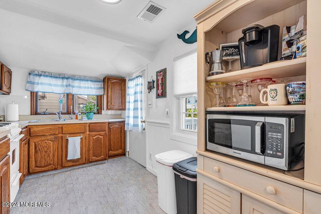 123 16th Avenue, Belmar, NJ 07719