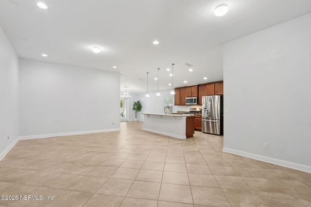 409 WAYFARE Lane, Jacksonville, FL 32081