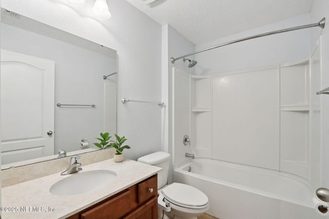 409 WAYFARE Lane, Jacksonville, FL 32081