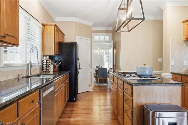 4623 James Crossing Drive, Jamestown, NC 27282