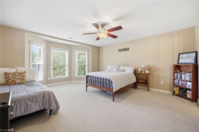4623 James Crossing Drive, Jamestown, NC 27282