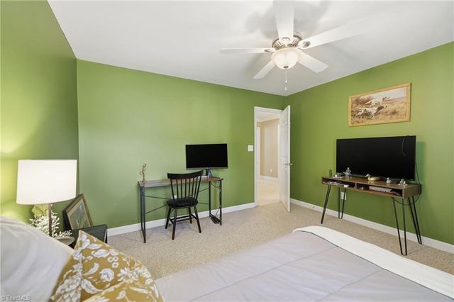 4623 James Crossing Drive, Jamestown, NC 27282