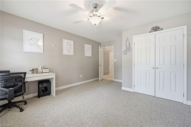 4623 James Crossing Drive, Jamestown, NC 27282
