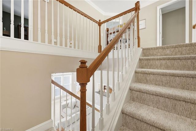 4623 James Crossing Drive, Jamestown, NC 27282