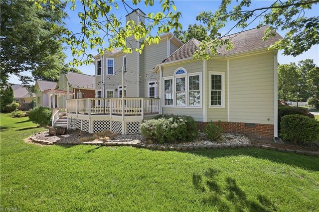 4623 James Crossing Drive, Jamestown, NC 27282