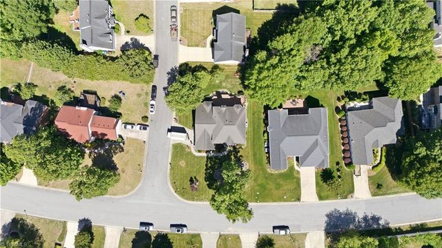 4623 James Crossing Drive, Jamestown, NC 27282