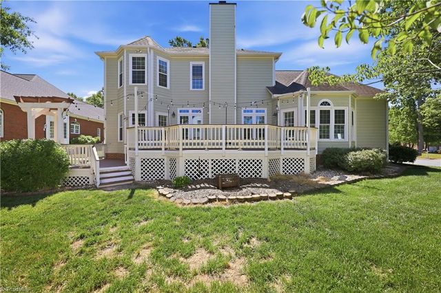 4623 James Crossing Drive, Jamestown, NC 27282