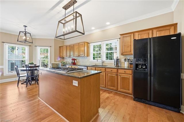 4623 James Crossing Drive, Jamestown, NC 27282