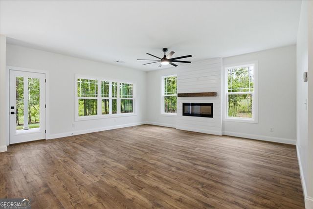 2470 Fischer Road, Sharpsburg, GA 30277