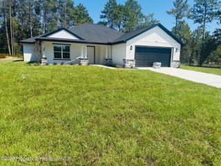 13465 Canyon Swallow Road, Weeki Wachee, FL 34614