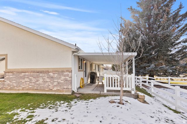 275 N MOUNTAIN LN, Providence, UT 84332