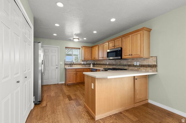 275 N MOUNTAIN LN, Providence, UT 84332