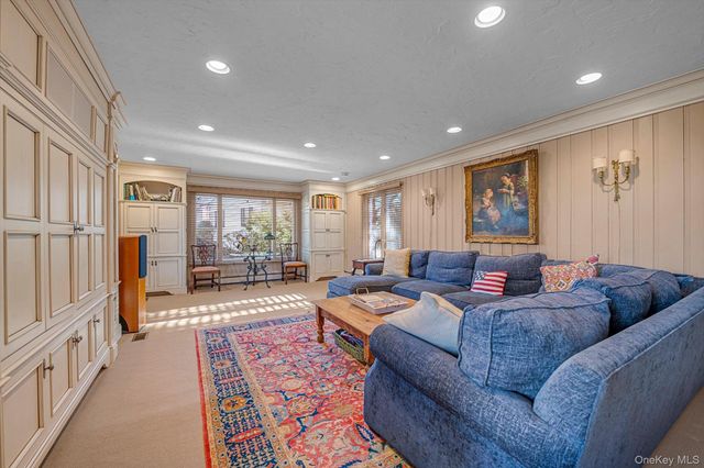 2 Chester Drive, Great Neck, NY 11021