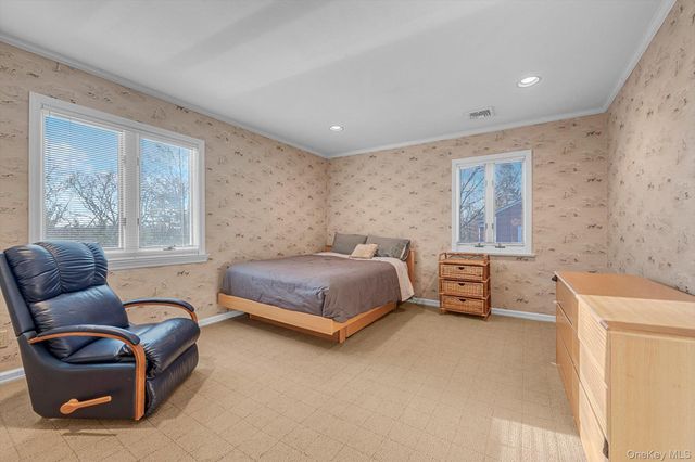 2 Chester Drive, Great Neck, NY 11021