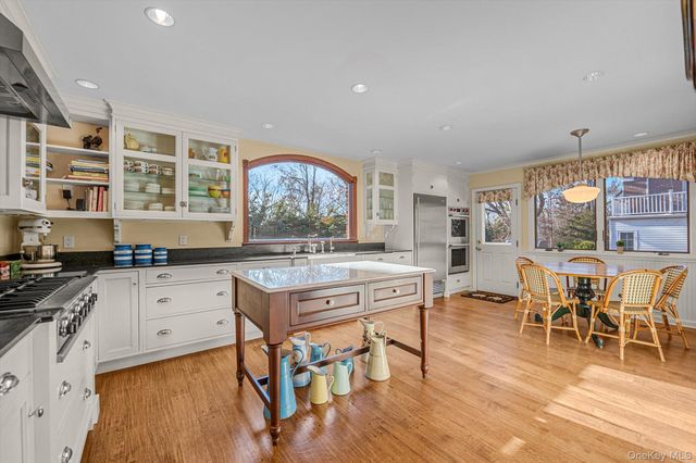 2 Chester Drive, Great Neck, NY 11021