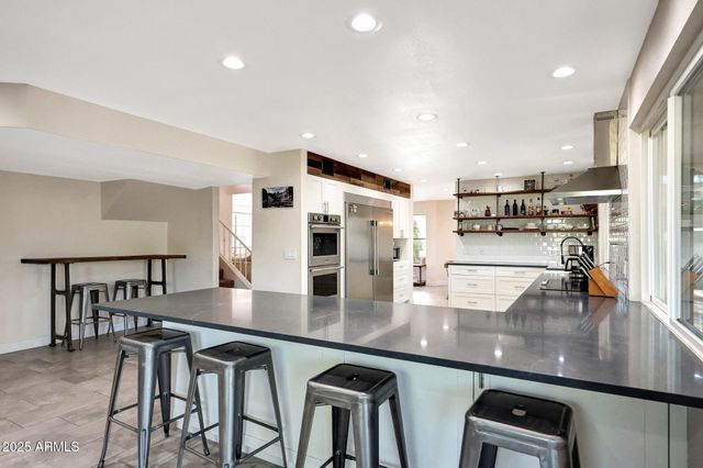 4609 E LE MARCHE Avenue, Phoenix, AZ 85032