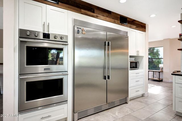 4609 E LE MARCHE Avenue, Phoenix, AZ 85032