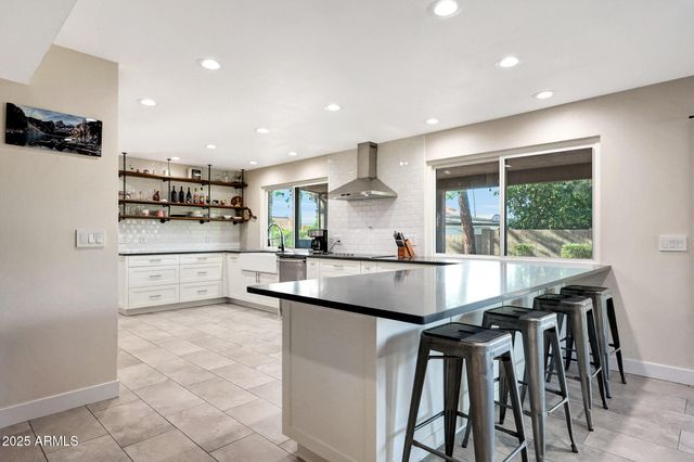 4609 E LE MARCHE Avenue, Phoenix, AZ 85032