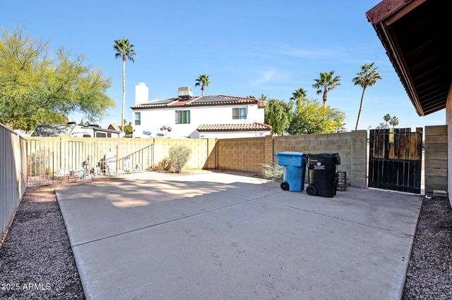 4609 E LE MARCHE Avenue, Phoenix, AZ 85032