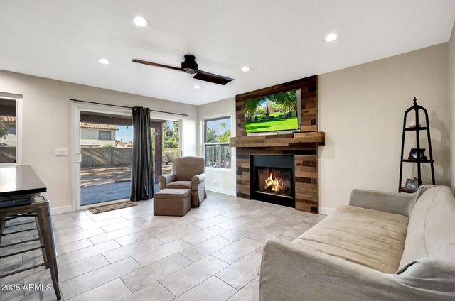 4609 E LE MARCHE Avenue, Phoenix, AZ 85032